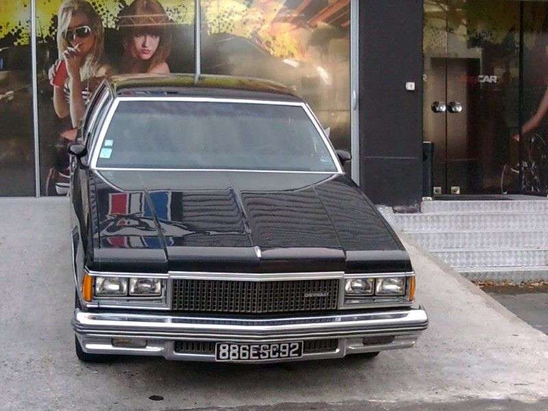 Chevrolet Caprice 3rd generation coupe 5.0 Turbo Hydra Matic (1977–1979)