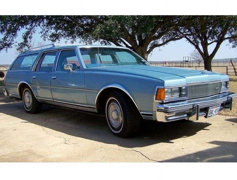 Chevrolet Caprice 3rd generation Kingswood Estate station wagon 5.0 Turbo Hydra Matic 3 seat (1977–1979)