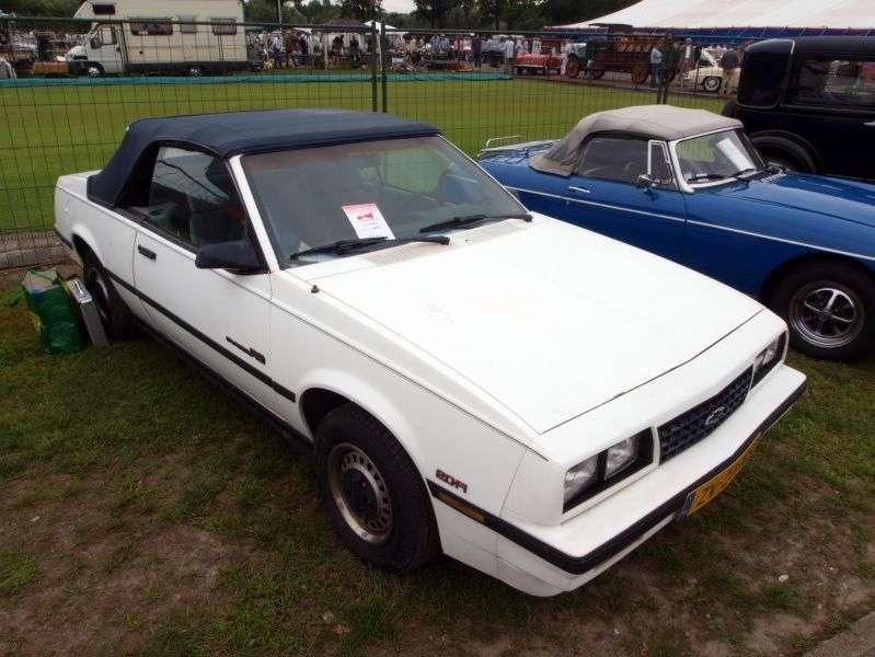 Chevrolet Cavalier 1. generacja [restyling] convertible 2.0 AT (1983 1986)