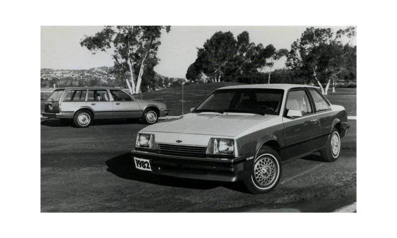 Chevrolet Cavalier 1.generacja coupe 2.0 5MT (1982 1983)