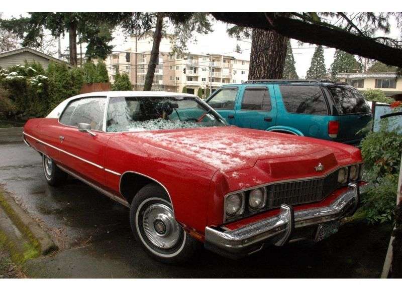 Chevrolet Caprice 2nd generation [2nd restyling] Custom Coupe 2 hard drive hardtop. 6.6 Turbo Hydra Matic (1973–1973)