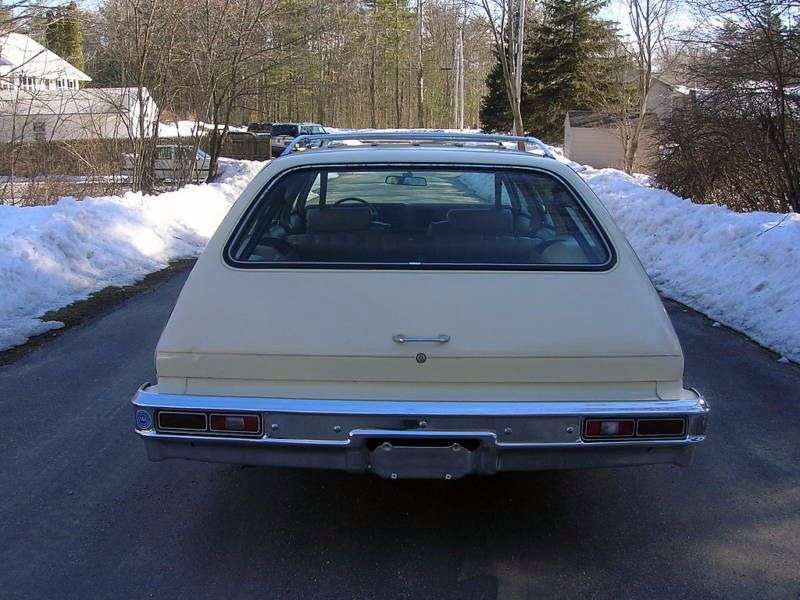 Chevrolet Chevelle 3. generacja [trzecia zmiana stylizacji] Kombi kombi 5 drzwiowy. 5.7 Turbo Hydra Matic 2 miejscowy (1976 1976)