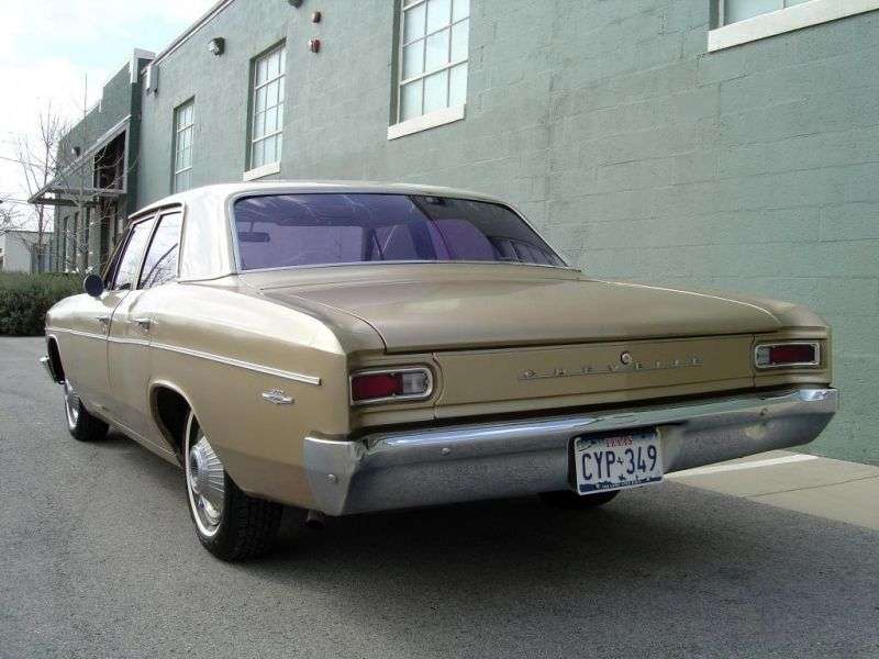 Chevrolet Chevelle 1. generacja [druga zmiana stylizacji] sedan 4 drzwiowy. 4.6 4Synchromesh (1966 1966)