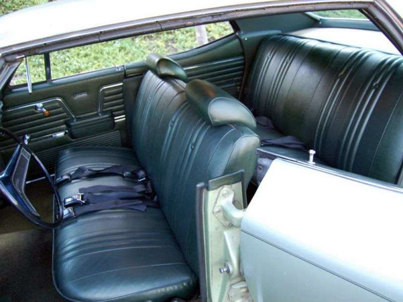 Chevrolet Chevelle 2. generacja [zmiana stylizacji] Sport Sedan hardtop 5.7 Powerglide (1969 1969)