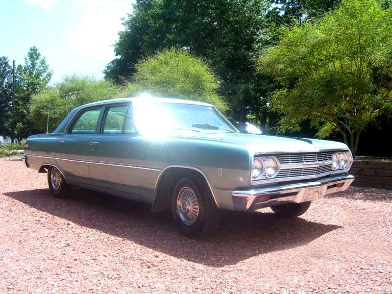 Chevrolet Chevelle 1. generacja [restyling] sedan 3.8 Synchromesh Overdrive (1965 1965)