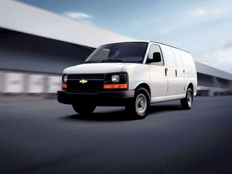 Chevrolet Express 1st generation [restyled] van 6.6 TD AT Extended 3500 (2010 – n.)