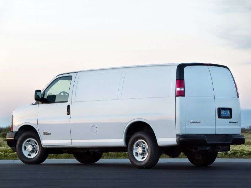 Chevrolet Express 1st generation [restyled] van 6.0 Flexfuel AT Extended 3500 (2010 – n.)