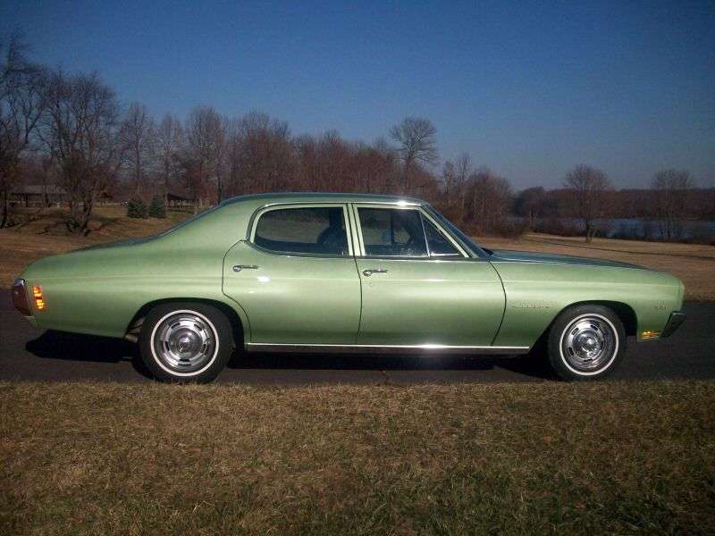 Chevrolet Chevelle 2. generacja [druga zmiana stylizacji] sedan 4.1 Turbo Hydra Matic (1970 1970)