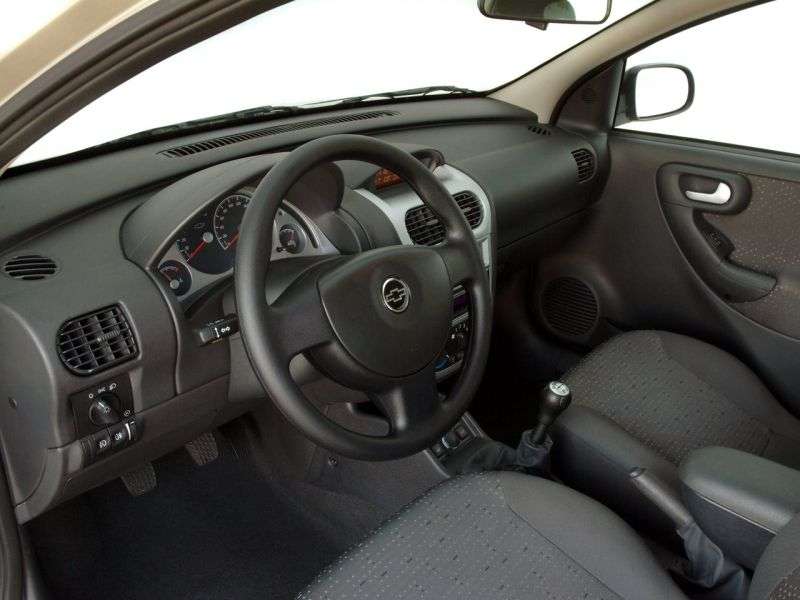 Chevrolet Corsa 2. generacja sedan 1.8 MT (2002 2012)