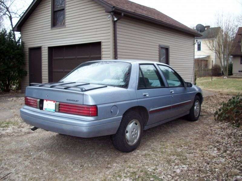 Chevrolet Corsica sedan 1.generacji 3.1 LTZ AT (1990 1990)