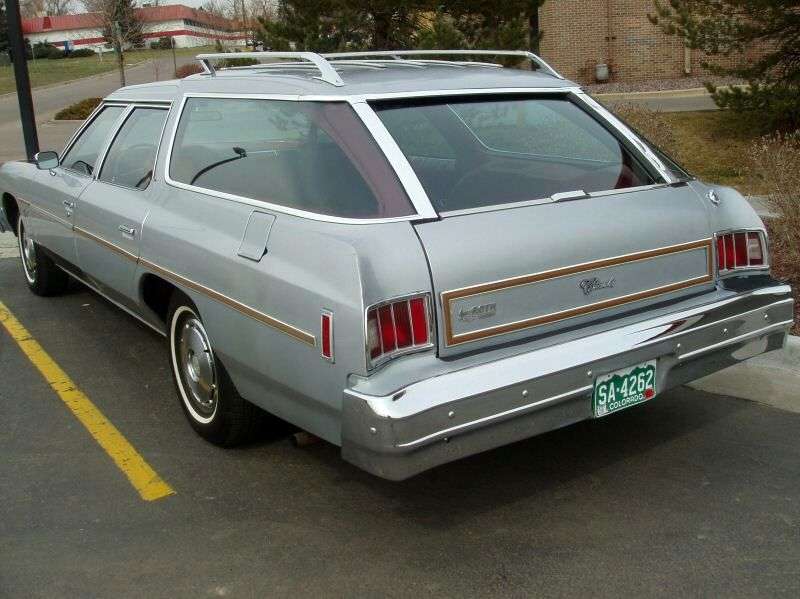 Chevrolet Impala 5th generation [5th restyling] station wagon 7.4 Turbo Hydra Matic 3 seat (1976–1976)