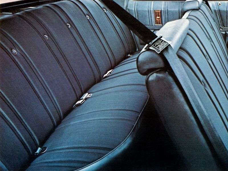 Chevrolet Impala 5th generation [5th restyling] hardtop 5.7 Turbo Hydra Matic (1976–1976)