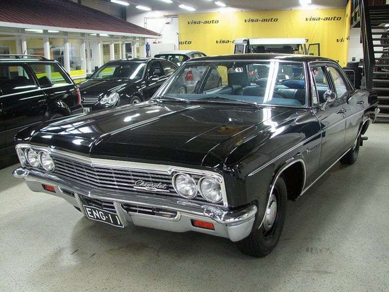 Chevrolet Impala 4th generation [restyling] sedan 4.6 3MT (1966–1966)
