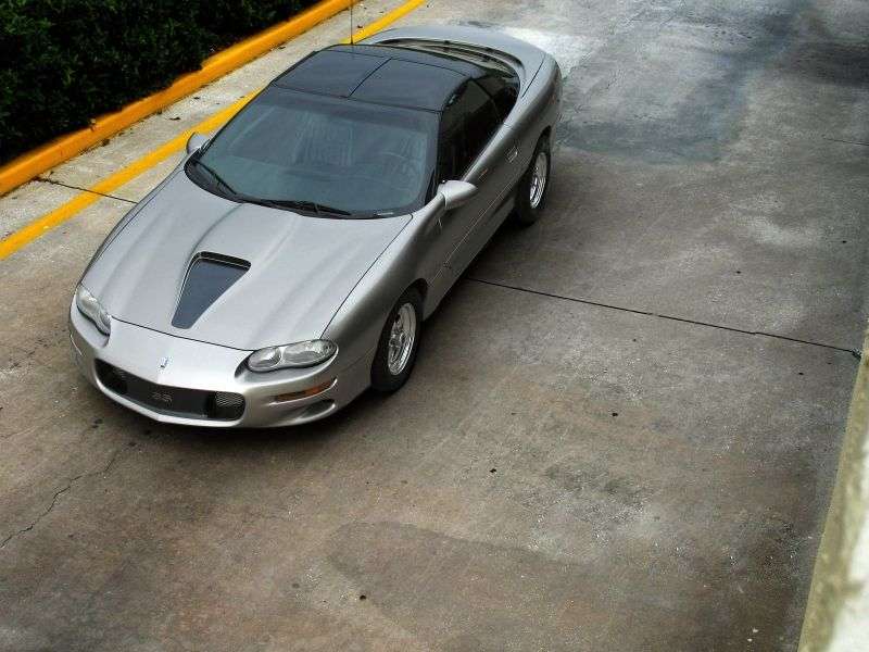 Chevrolet Camaro 4th generation [restyling] coupe 5.7 MT (2001–2002)