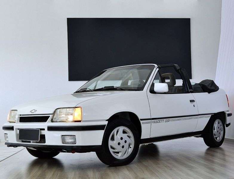 Chevrolet Kadett 1.generacja Conversivel Convertible 2.0 MT (1992 1994)