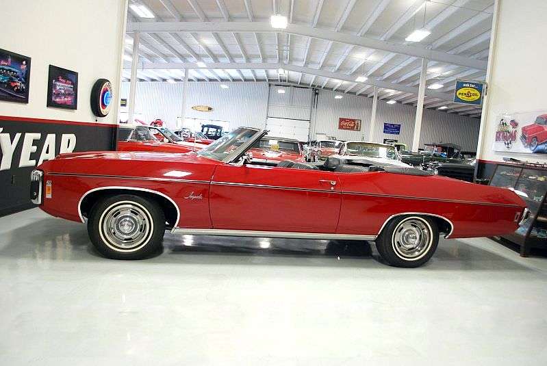 Chevrolet Impala 4th generation [4th restyling] 5.7 Turbo Hydra Matic convertible (1969–1969)