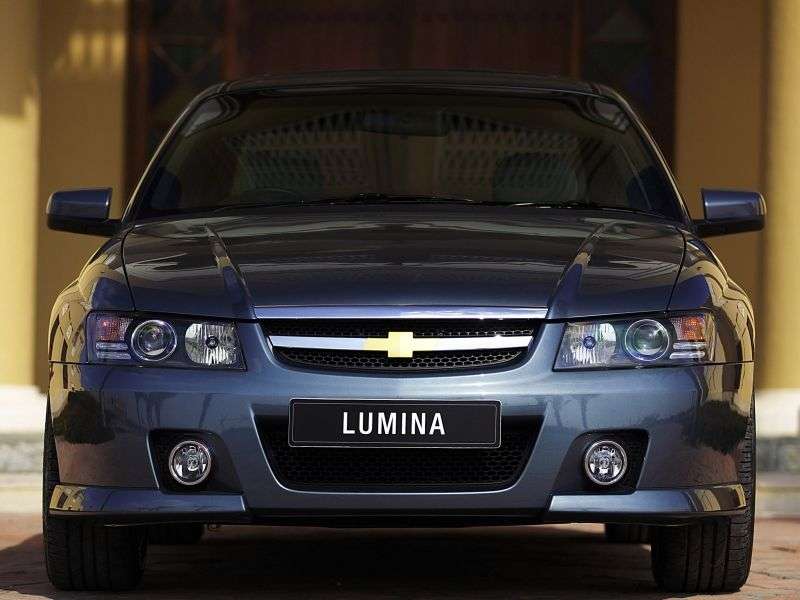 Chevrolet Lumina 3rd generation [restyling] sedan 5.7 MT (2004–2006)