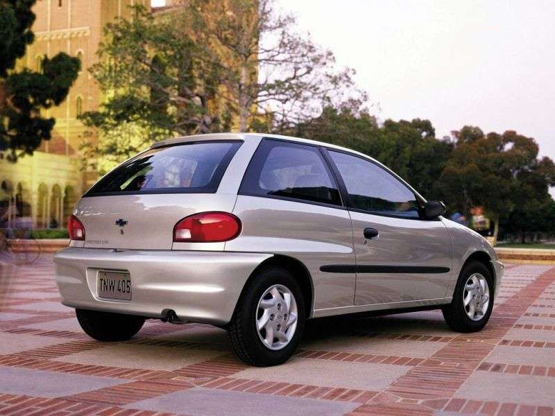 Chevrolet Metro hatchback 1. generacji 1.0 MT (1998 2000)