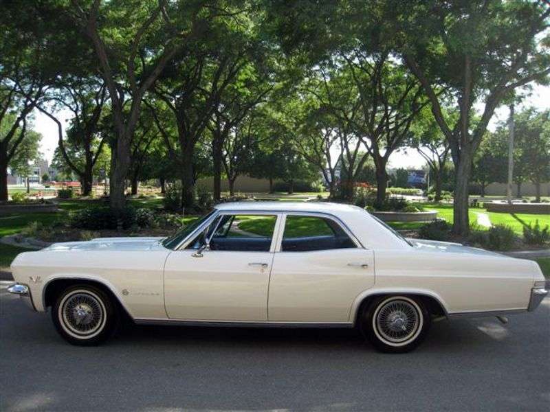 Chevrolet Impala 4th generation sedan 6.5 MT (1965–1965)