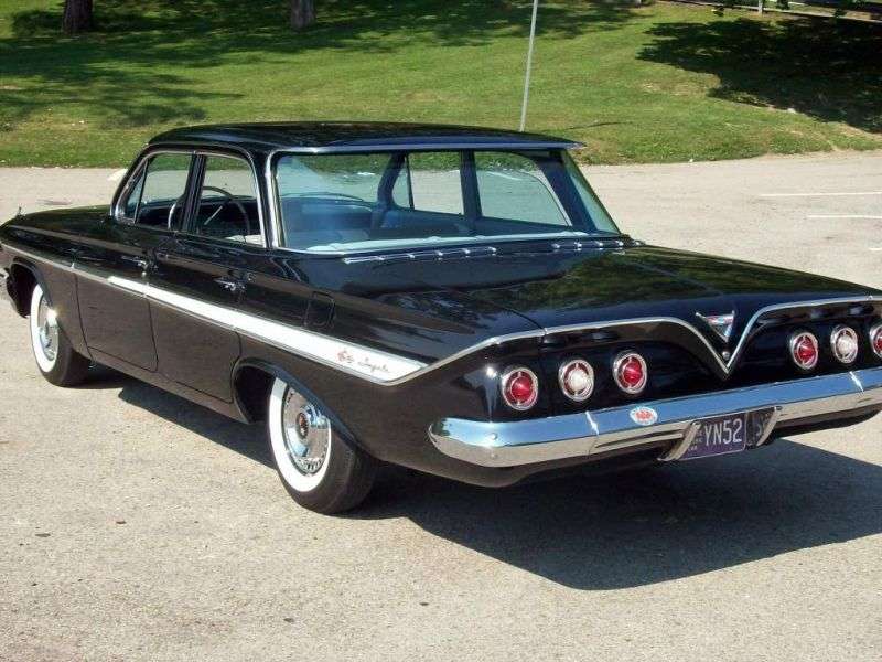 Chevrolet Impala 3rd generation sedan 5.7 Turboglide (1961–1961)