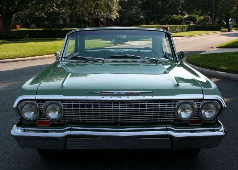 Chevrolet Impala 3. generacja [druga zmiana stylizacji] coupe 3.8 MT Overdrive (1963 1963)
