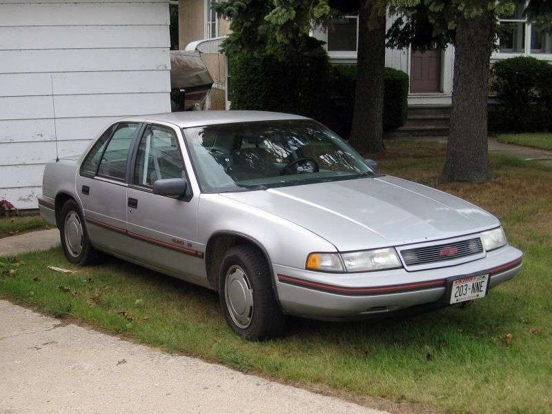 Chevrolet Lumina sedan 1.generacji 3.1 3AT (1990 1990)