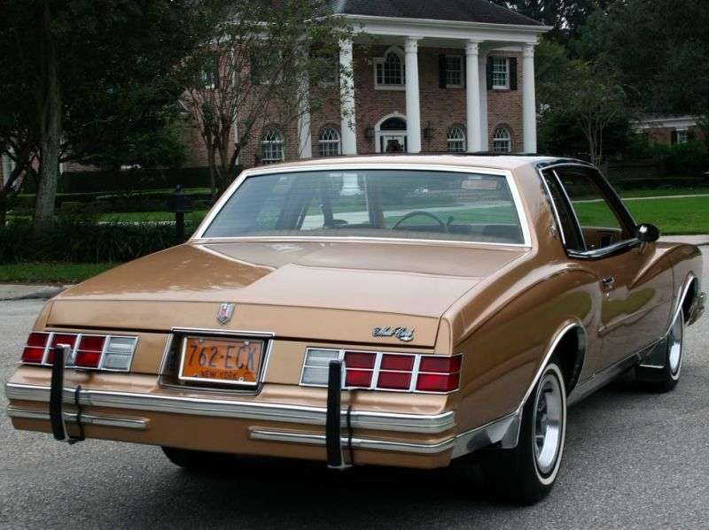 Chevrolet Monte Carlo 3rd generation [2nd restyling] Coupe 5.0 AT (1980–1980)