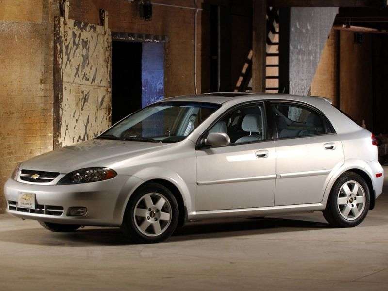 Chevrolet Optra 1st generation [restyling] 1.8 MT hatchback (2004–2008)