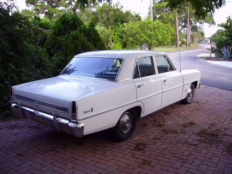 Chevrolet Nova 2. generacja [restyling] sedan 5.4 3Synchromesh (1967 1967)