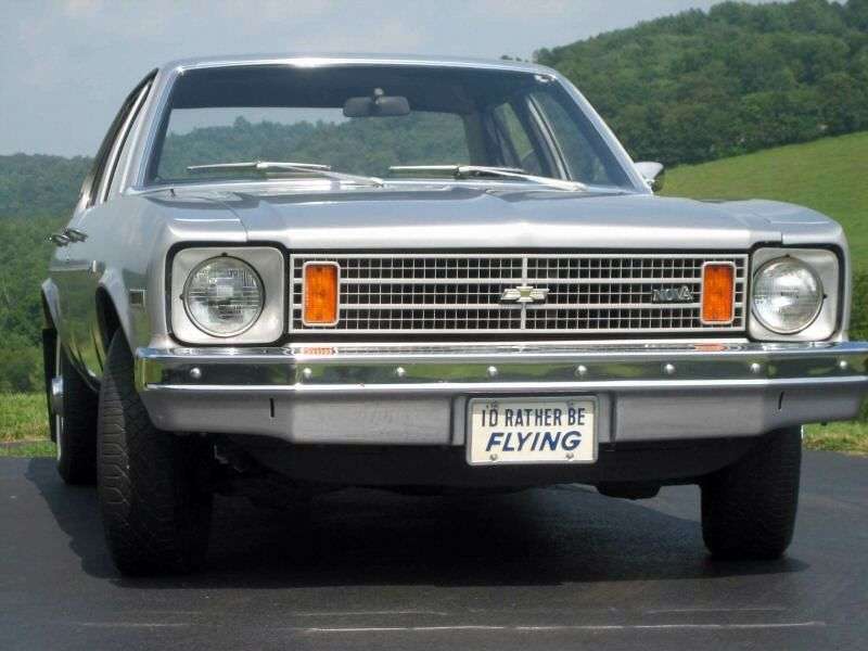 Chevrolet Nova sedan 4.generacji 5.7 Turbo Hydra Matic (1975 1975)