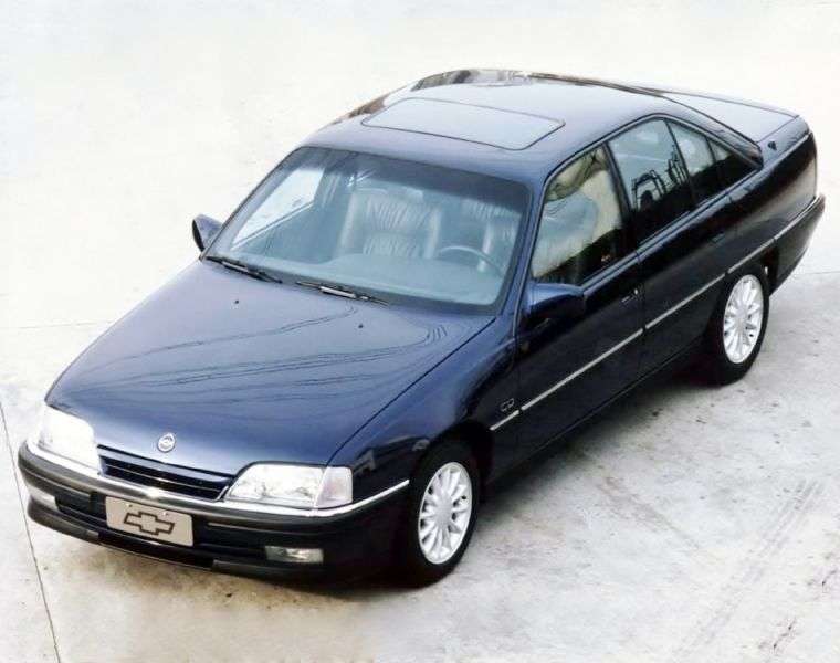 Chevrolet Omega Asedan 4.1 AT (1995 1998)