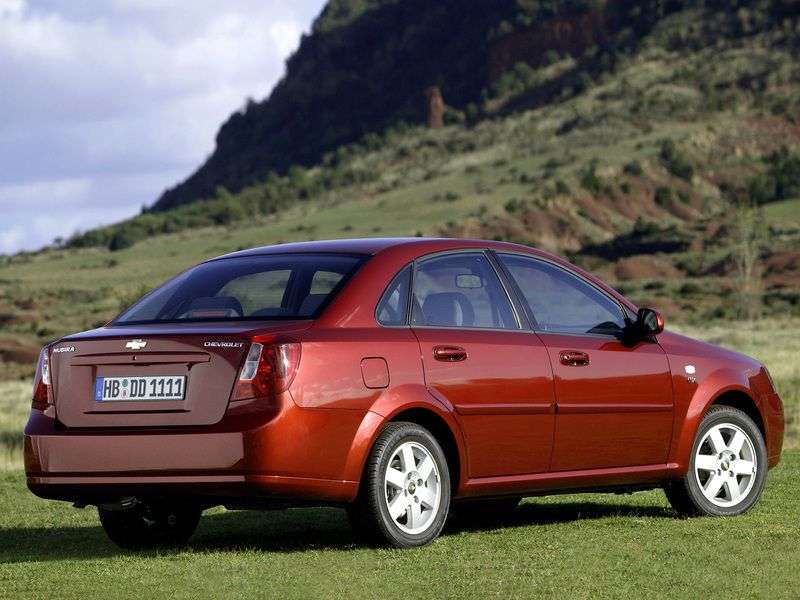 Chevrolet Nubira sedan 1.generacji 1.8 LPG MT (2005 2006)