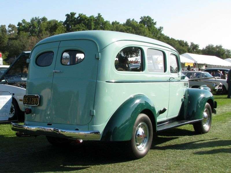 Chevrolet Suburban 3rd generation SUV 3.5 MT Syncro mesh (1941–1946)