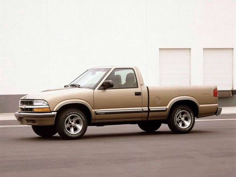 Chevrolet S 10 2. generacja [zmiana stylizacji] Zwykła kabina pickup 2 drzwiowa. 2,2 mln ton (1998 1999)