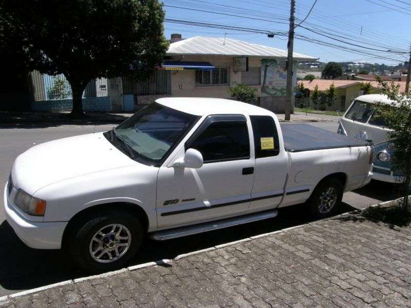Chevrolet S 10 2 drzwiowy pickup Cabine Estandida BR spec 4.3 MT 4WD (1998 1999)