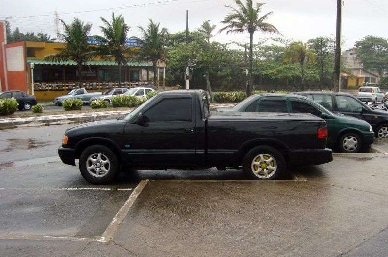 Chevrolet S 10 2 drzwiowy pickup Cabine Simples BR spec 2,2 mln ton (1997 1999)