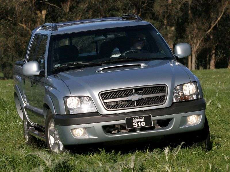 Chevrolet S 10 2.generacja Cabine Dupla BR spec pickup 4 drzwiowy 2.8 TD MT 4WD (2005 2012)