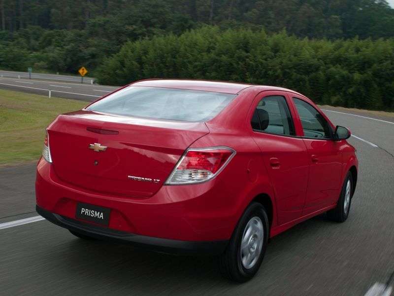 Chevrolet Prisma sedan 2.generacji 1.4 Flexfuel MT (2013 obecnie)