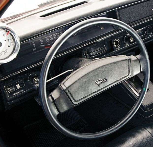 Chevrolet Vega 1st generation 2.3 4MT sedan (1970–1972)