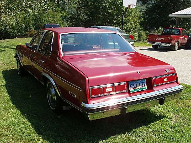 Chevrolet Nova 4th generation [2nd restyling] Concours 4 sedan sedan 4.1 MT (1977–1977)