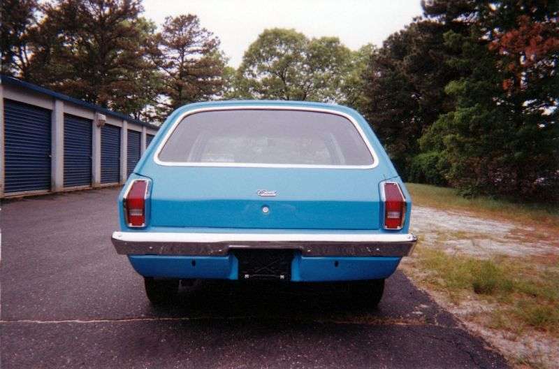 Chevrolet Vega 1st generation Panel Express wagon 2.3 4MT (1972–1973)