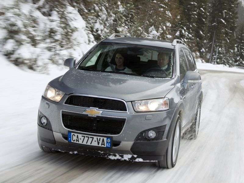 Chevrolet Captiva 1. generacja [zmiana stylizacji] crossover 2.4 AT 7 miejsc LT (2011 2012)