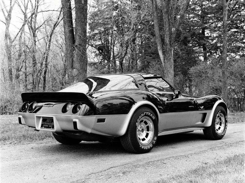 Chevrolet Corvette C3 [3rd restyling] Pace Car Coupe 2 dv. 5.7 Turbo Hydra Matic (1979–1979)