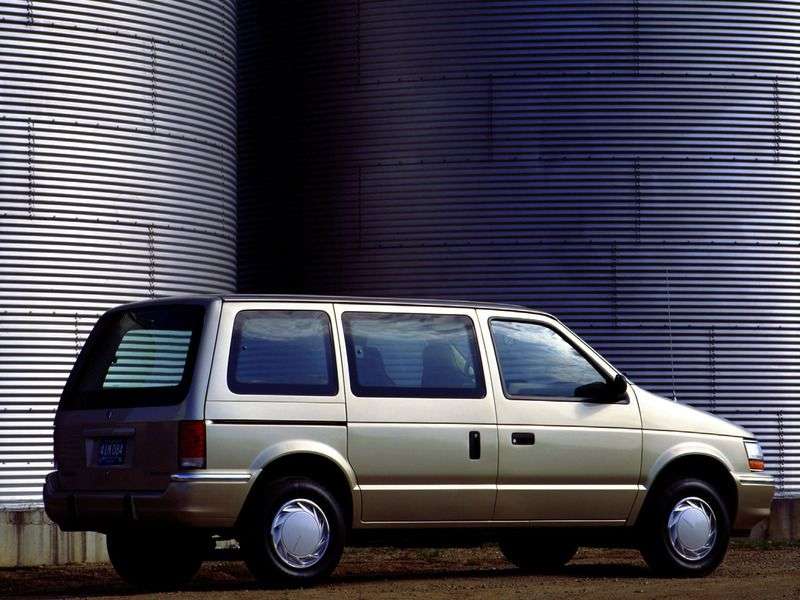 Chrysler Grand Voyager minivan drugiej generacji 3.8 AT 4WD (1991 1995)