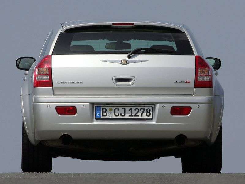 Chrysler 300C kombi 1.generacji 6.1 AT SRT 8 (2005 2011)