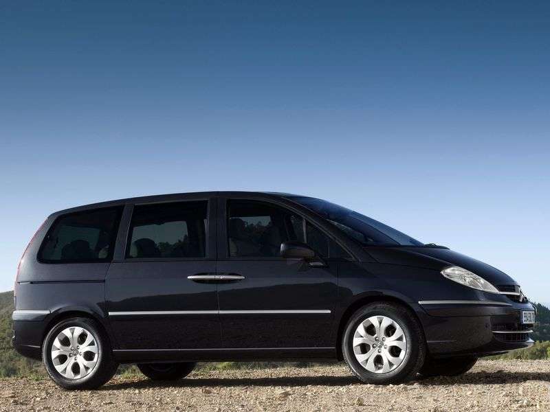 Citroen C8 2nd generation minivan 2.0 HDI MT (2008–2012)