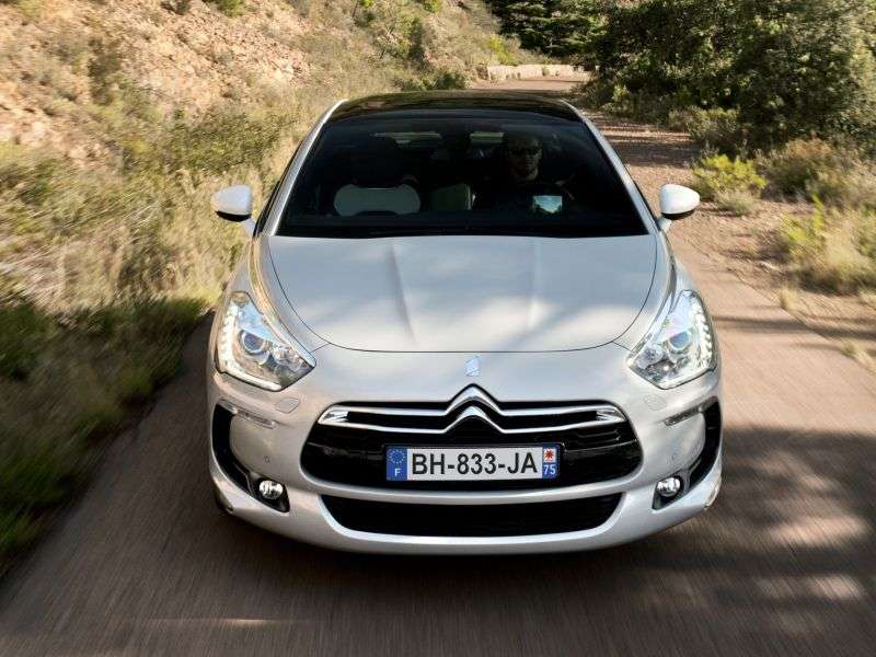 Citroen DS5 1st generation hatchback 2.0 AT HDi So Chic (2013) (2012 – n.)