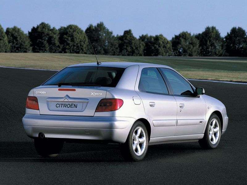 Citroen Xsara hatchback drugiej generacji 1.6 MT (1998 2004)