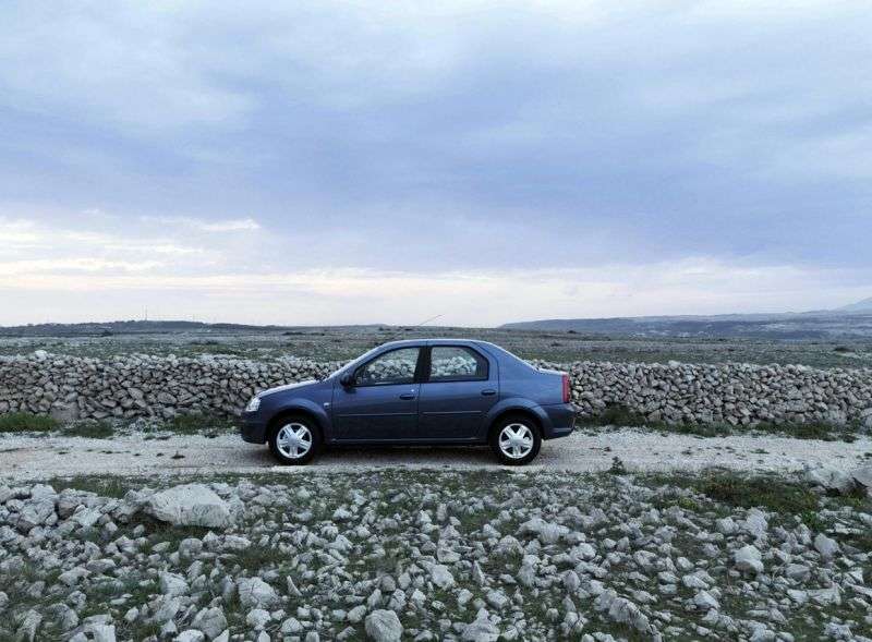 Dacia Logan 1.generacja [zmiana stylizacji] sedan 1.4 MT (2008 obecnie)