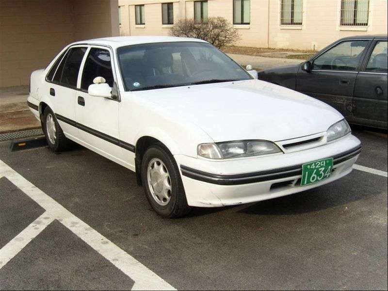 Daewoo Prince 1st generation sedan 1.9 AT (1993–1999)